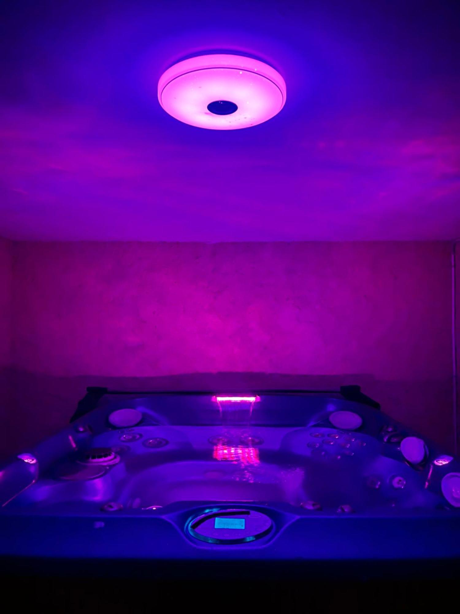Bas De Villa 70M2 Independant Avec Espace Jacuzzi Prive Le Lavandou Zewnętrze zdjęcie